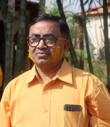 Mr. Abhay Saxena